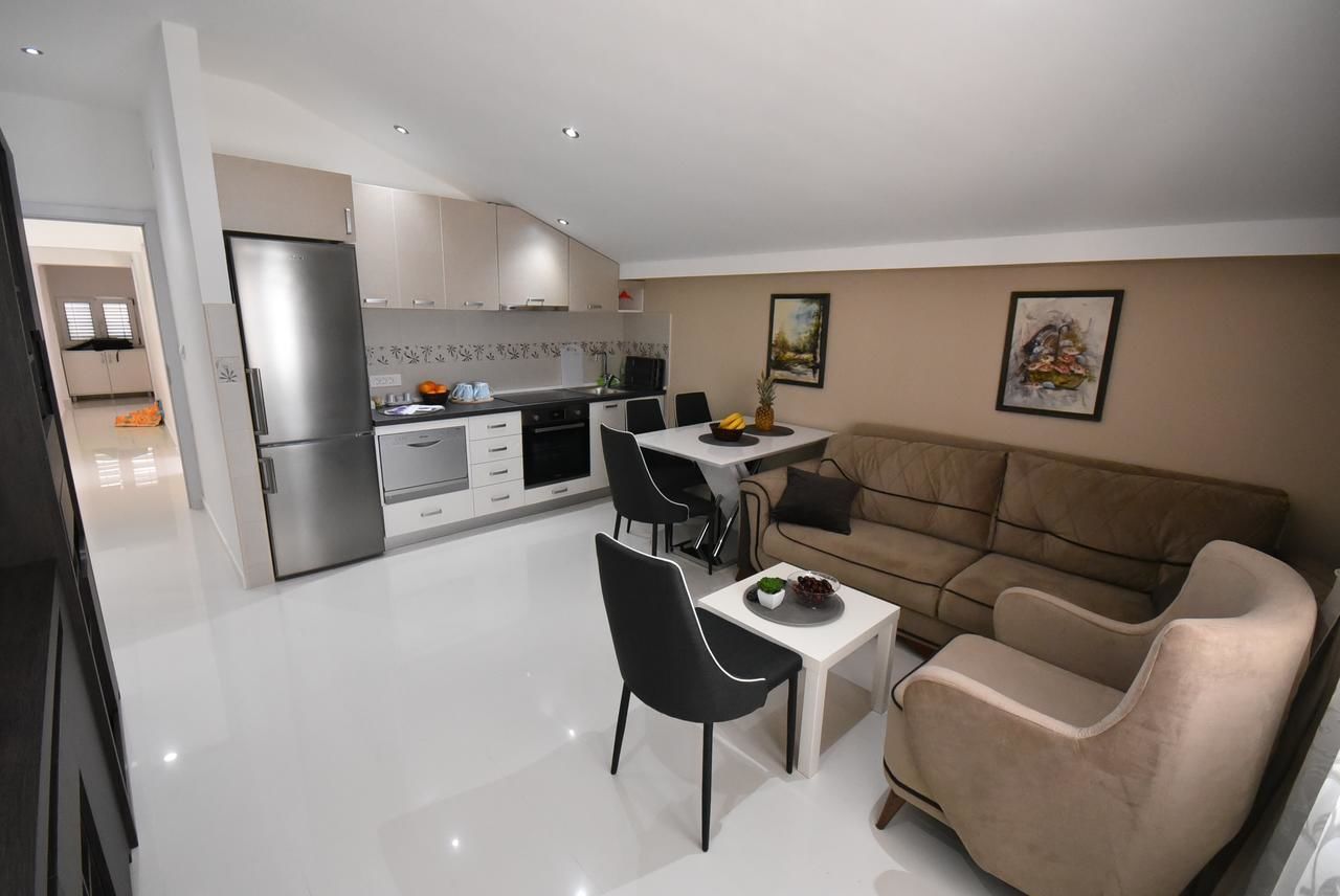 Апартаменты Apartment Aqua Херцег-Нови