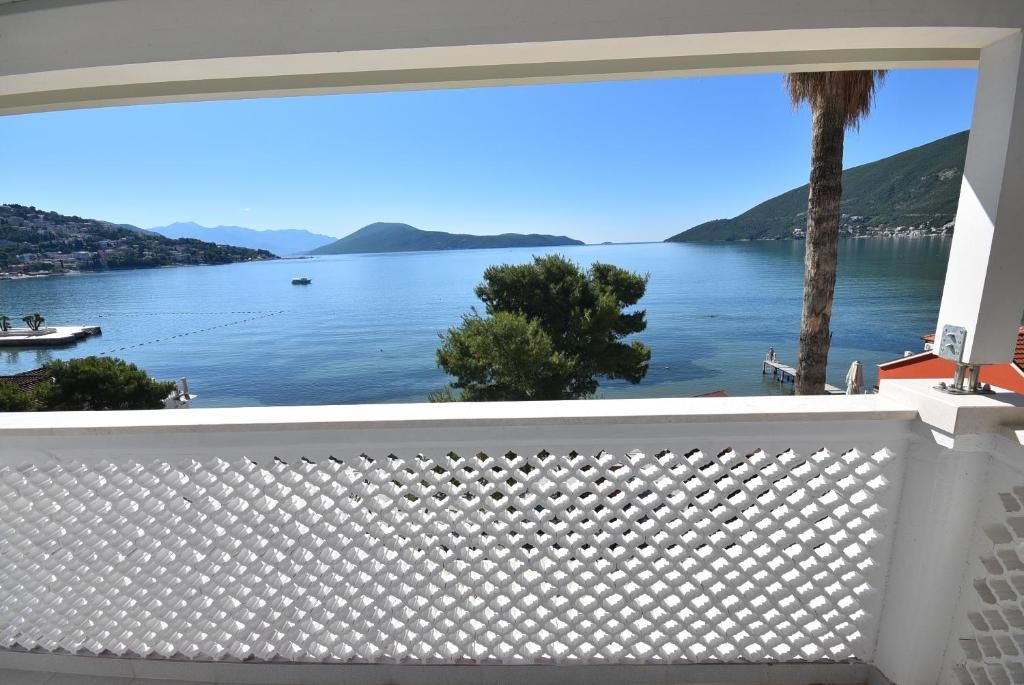 Апартаменты Apartment Aqua Херцег-Нови